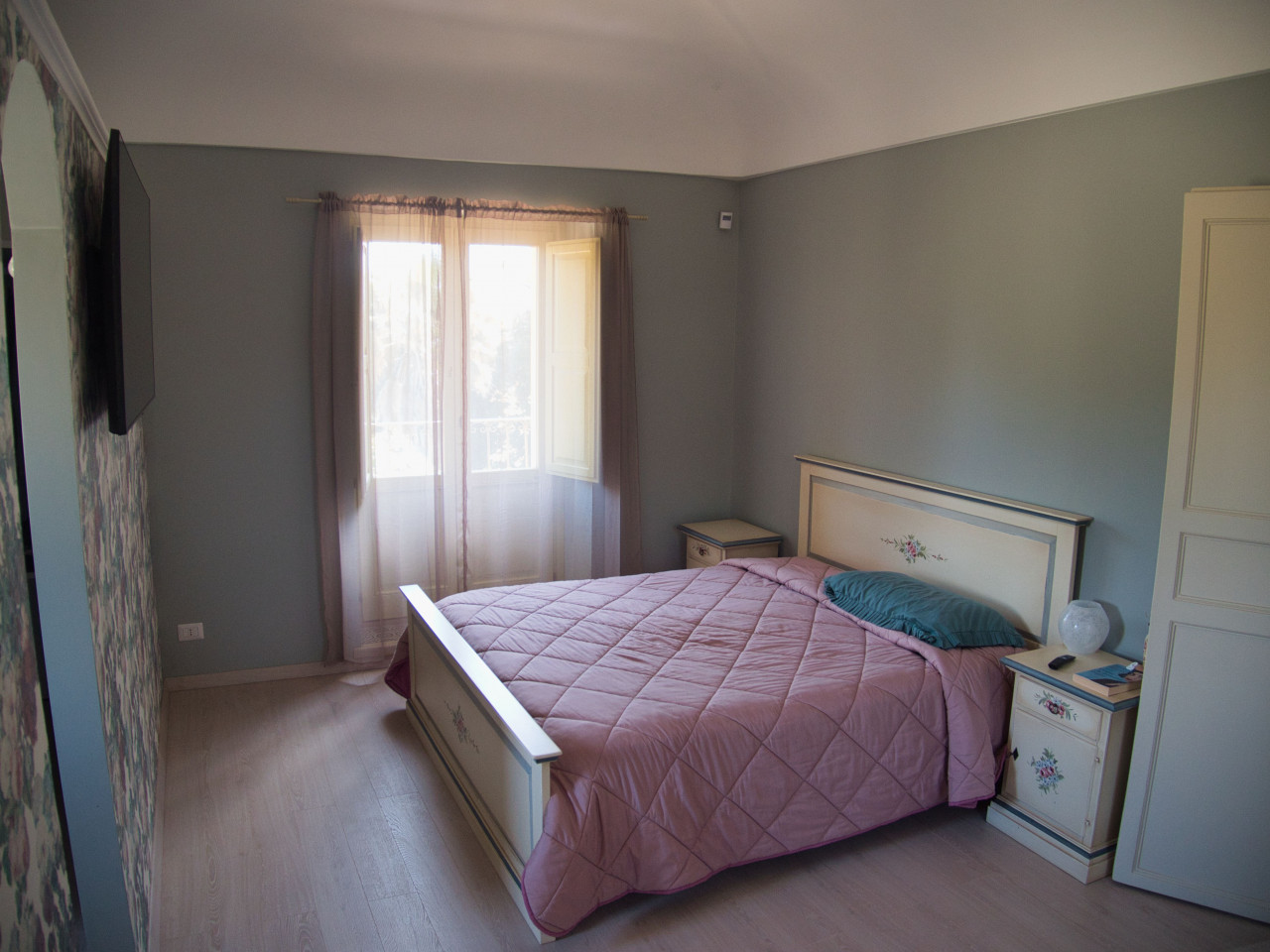 063__stanza_matrimoniale_pellegrino__5