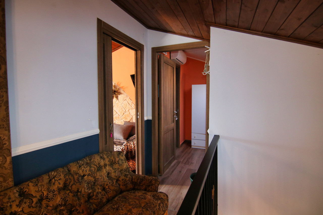 065__corridoio_mansarda__9