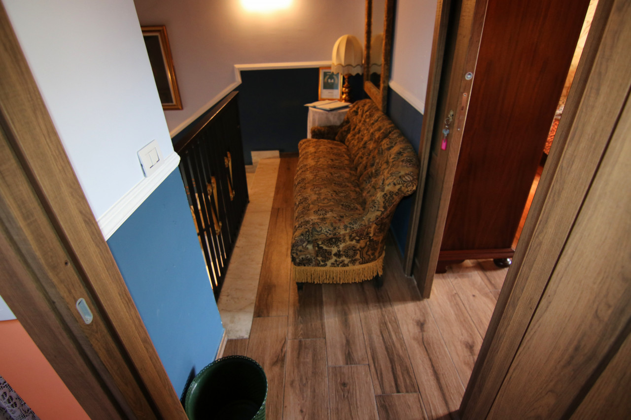 087__corridoio_mansarda__2