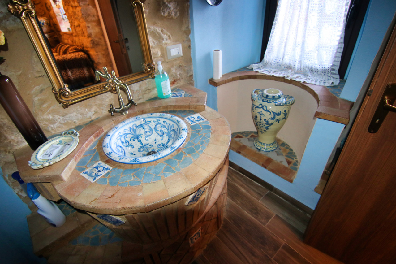 116__bagno_sala_colazioni__8