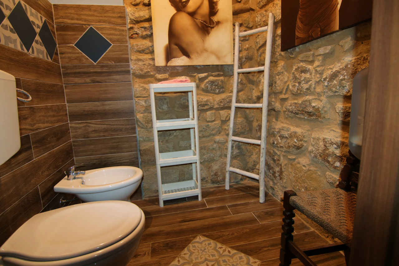 118__bagno_sala_colazioni__14