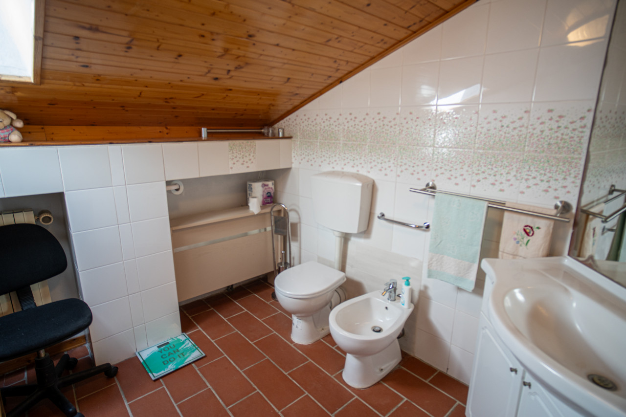 089__bagno_mansarda_1__2 Rosignano