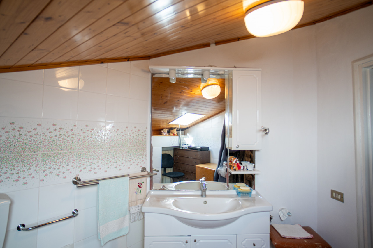 091__bagno_mansarda_1__5 Rosignano