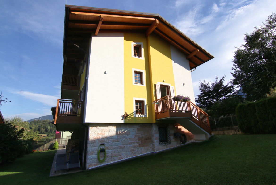 Vattaro, una villa con affaccio sulla Vigolana