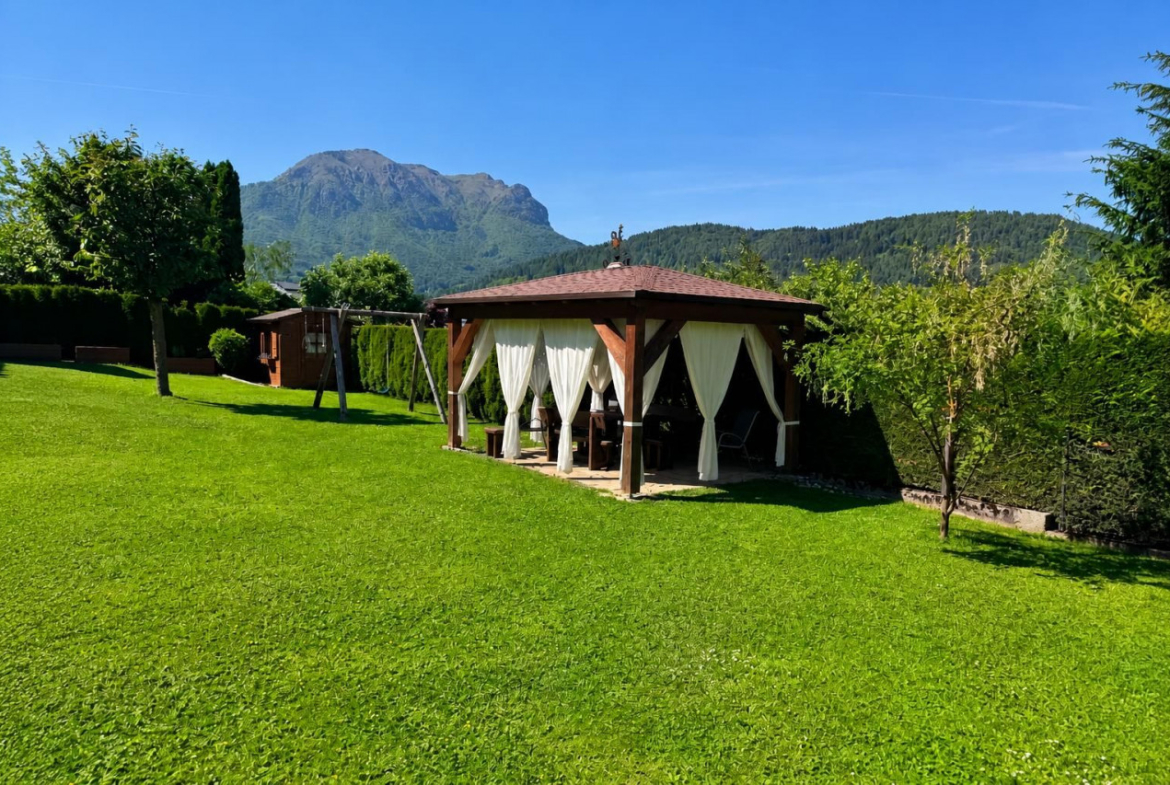 Vattaro, una villa con affaccio sulla Vigolana