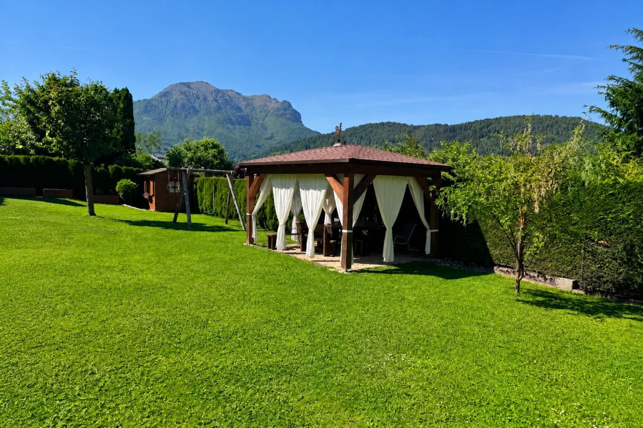 Vattaro, una villa con affaccio sulla Vigolana