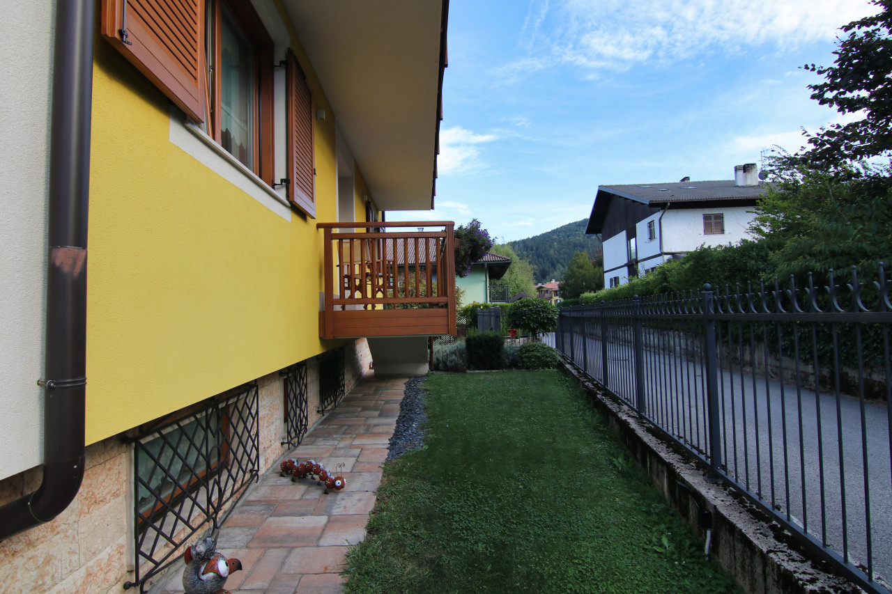 Vattaro, una villa con affaccio sulla Vigolana