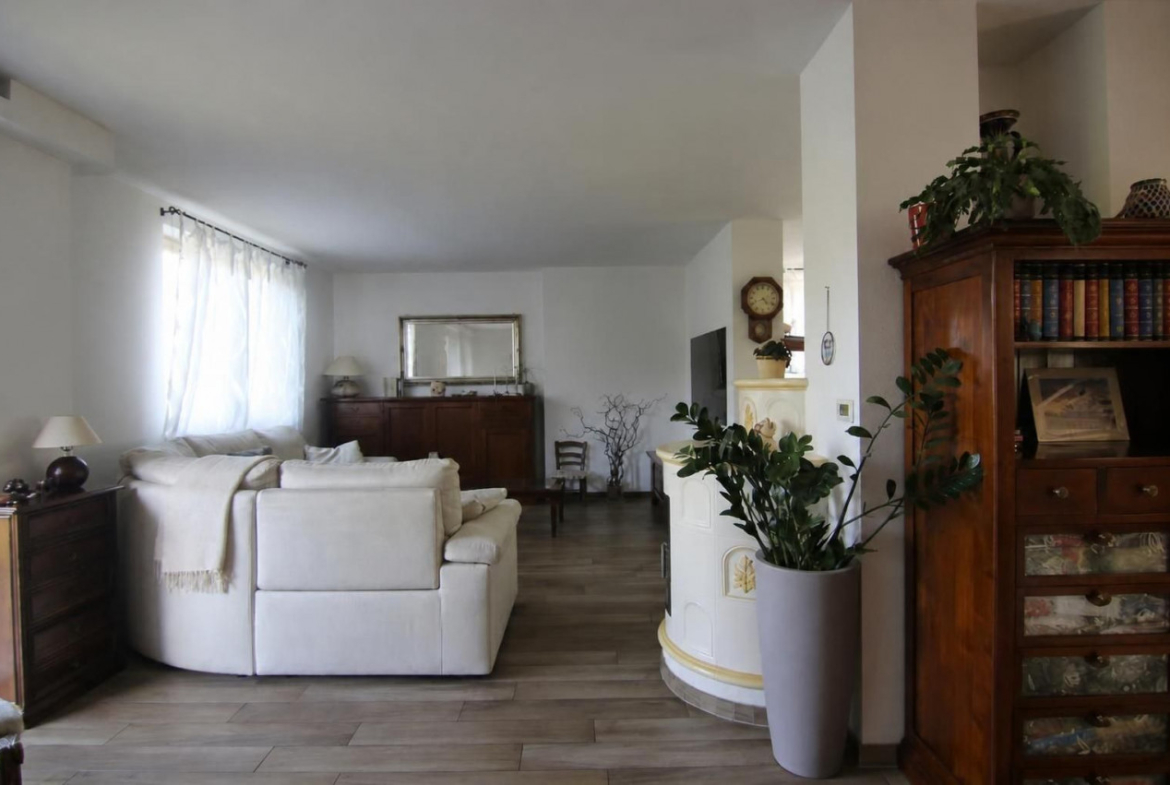 Vattaro, una villa con affaccio sulla Vigolana
