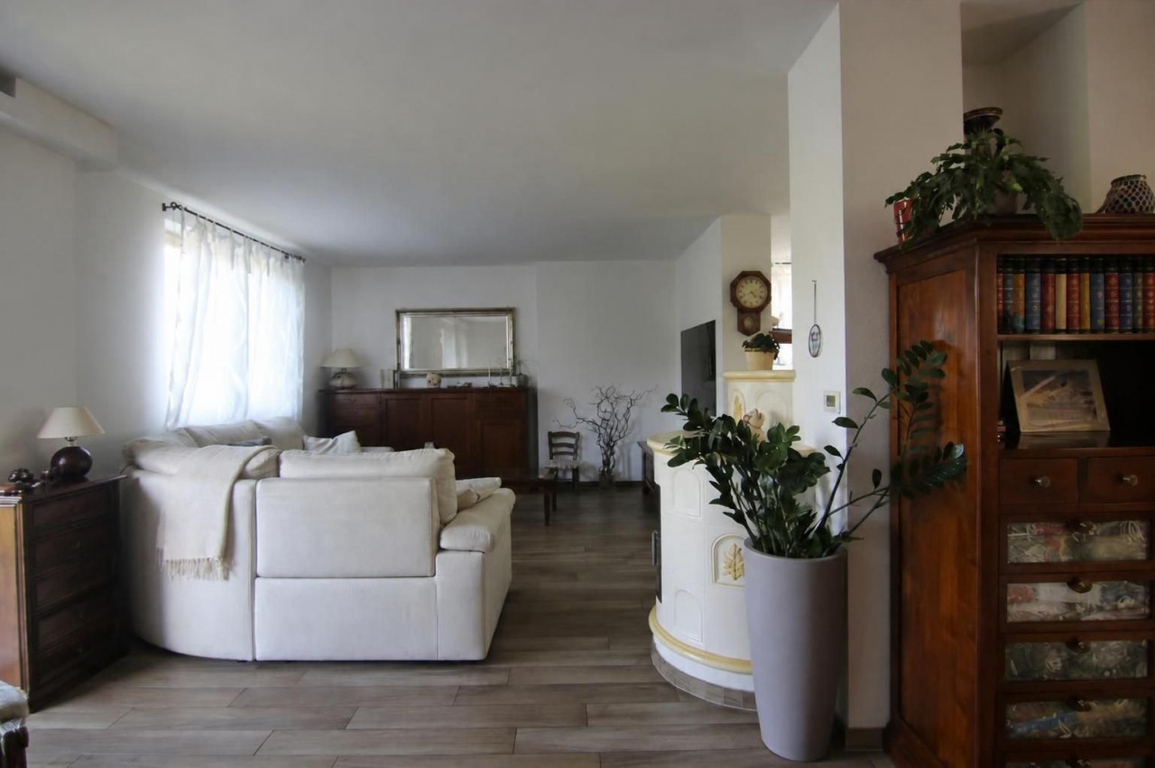 Vattaro, una villa con affaccio sulla Vigolana