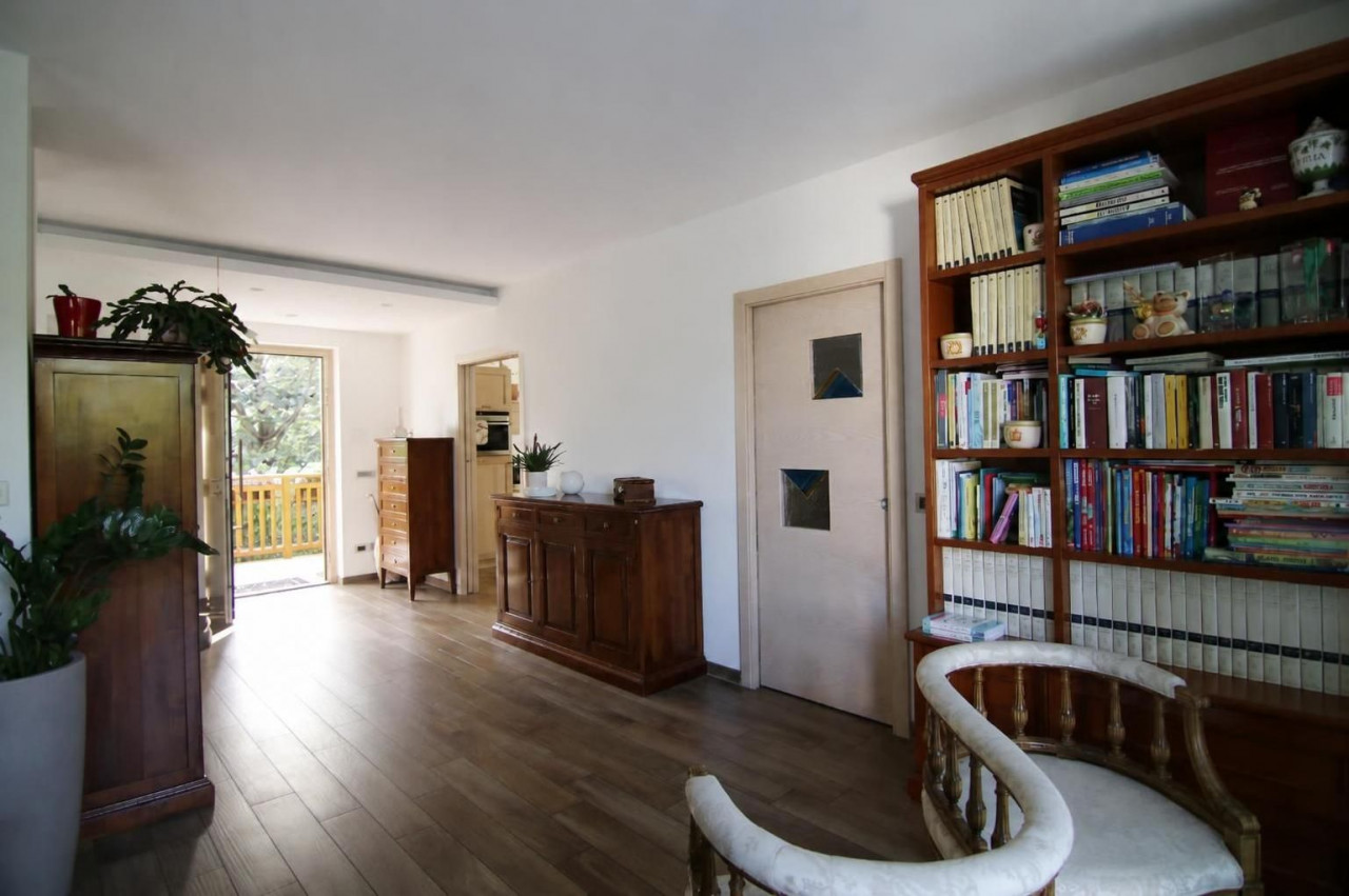 Vattaro, una villa con affaccio sulla Vigolana