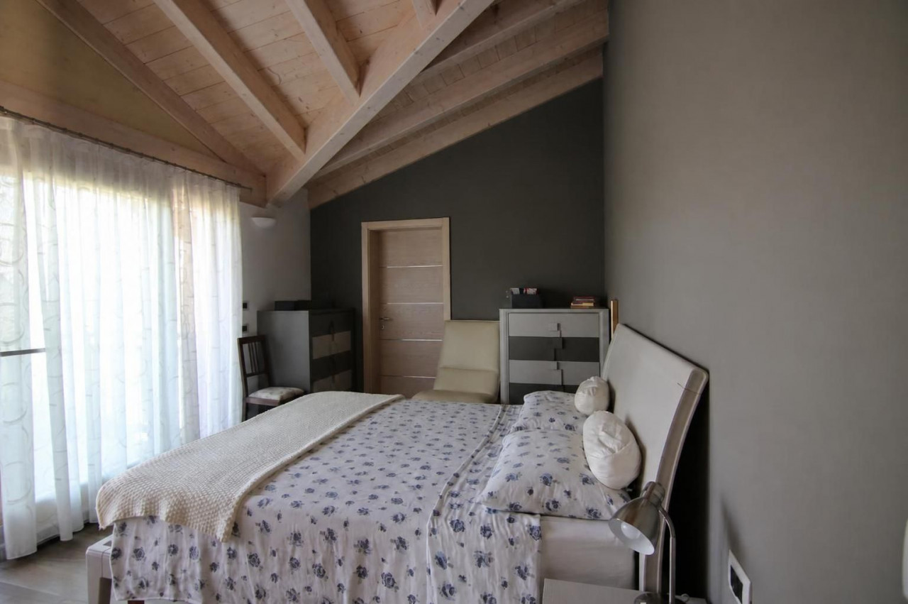 Vattaro, una villa con affaccio sulla Vigolana