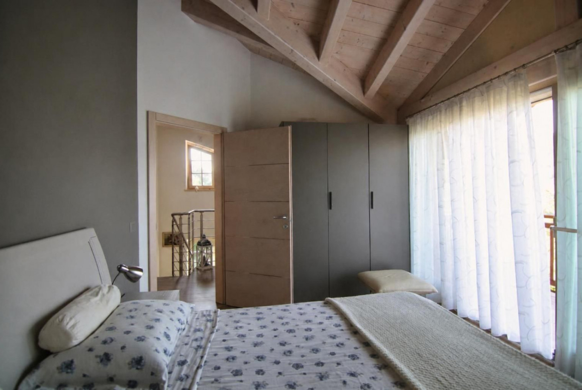 Vattaro, una villa con affaccio sulla Vigolana