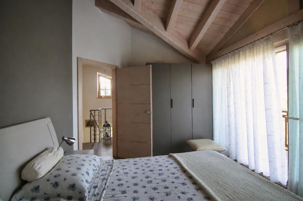 Vattaro, una villa con affaccio sulla Vigolana